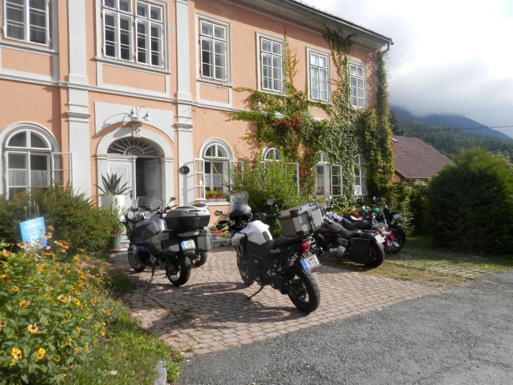 Apartments In Villa Crusca Bad Bleiberg Eksteriør bilde
